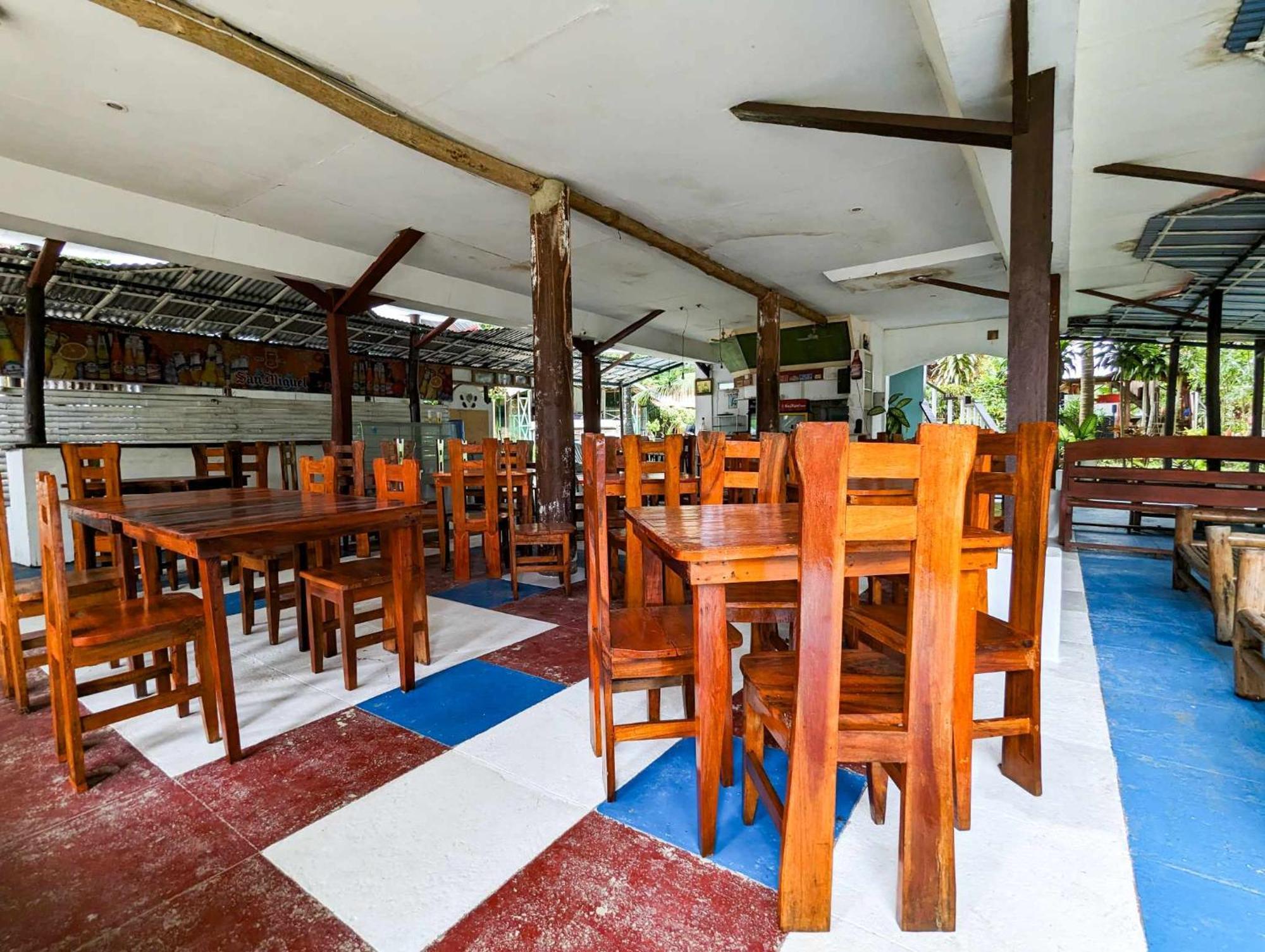 Czar'S Place Siquijor Exterior photo