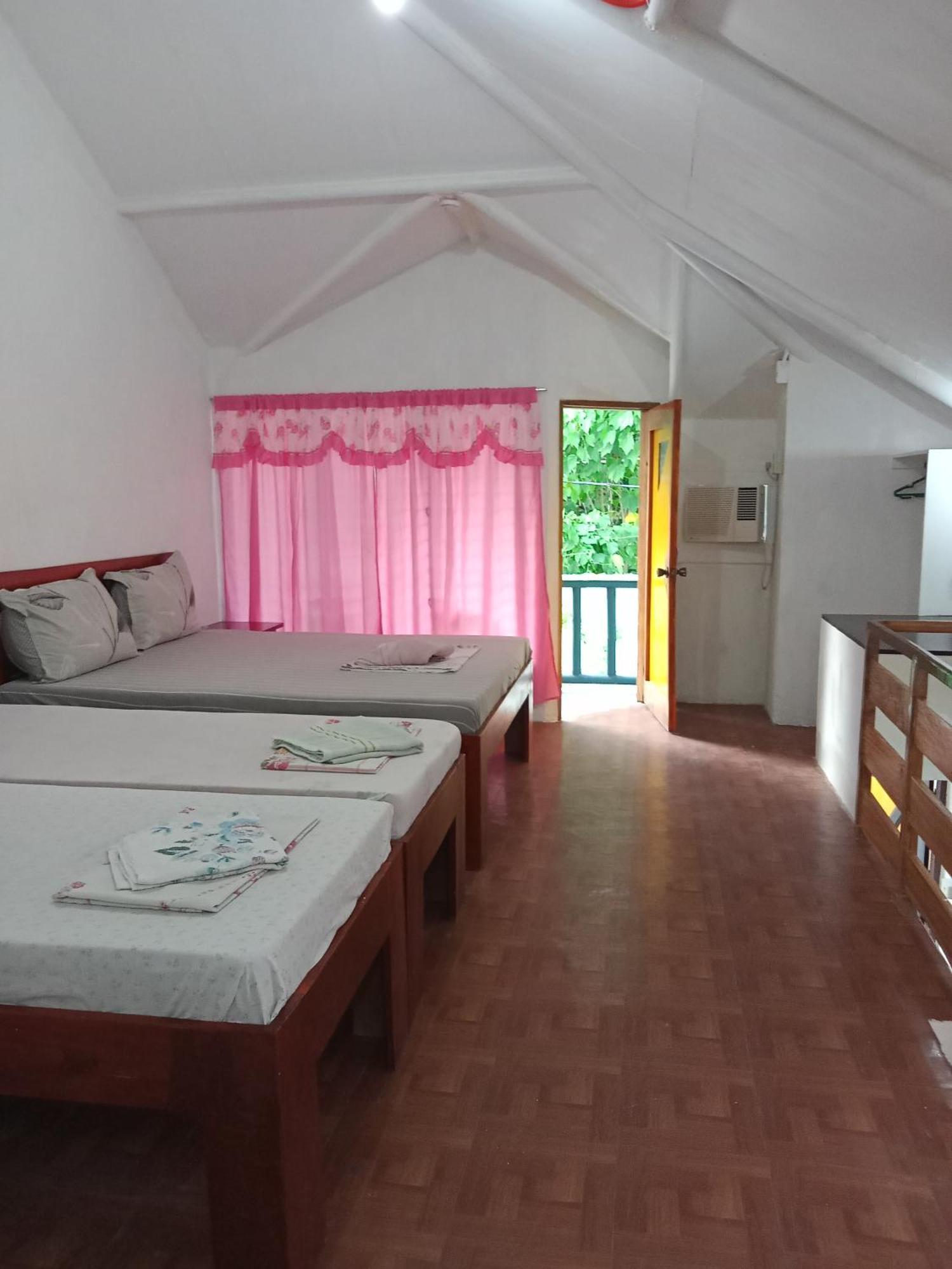Czar'S Place Siquijor Exterior photo